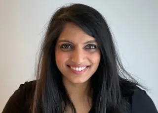 Head shot of Aneesha Dharwadker