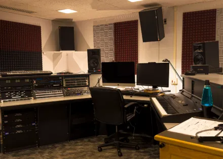 Studio D