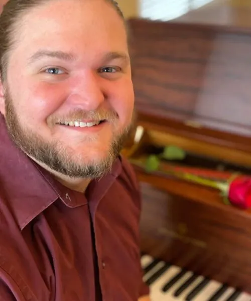 Simon Tiffin Headshot