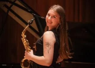 Lily Knaack, saxophone