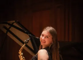Lily Knaack, saxophone