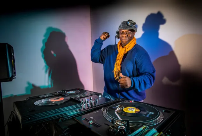 person dj-ing