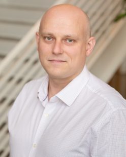 Headshot of Hugh Swiatek 