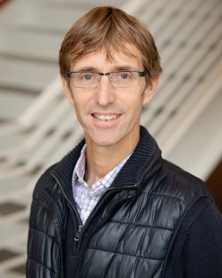 Headshot of Mark Taylor 