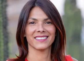 headshot of wanda dalla costa