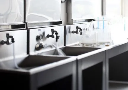 Photo of stainless steel sinks in the darkroom