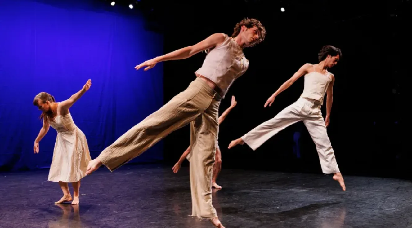dancers jumping