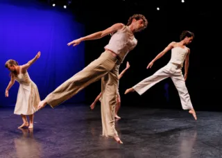 dancers jumping