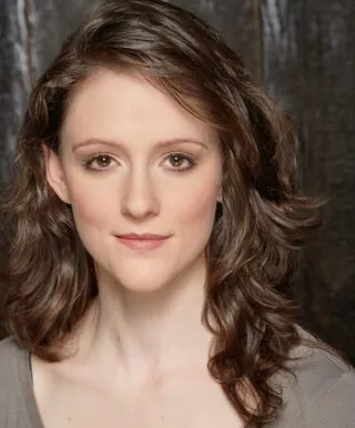 headshot of Vanessa